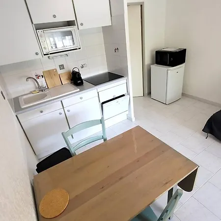 T2 + Coin Nuit, Parking, Piscine/tennis, A 200m Plages/commerces - Fr-1-316-323 * Six-Fours-les-Plages